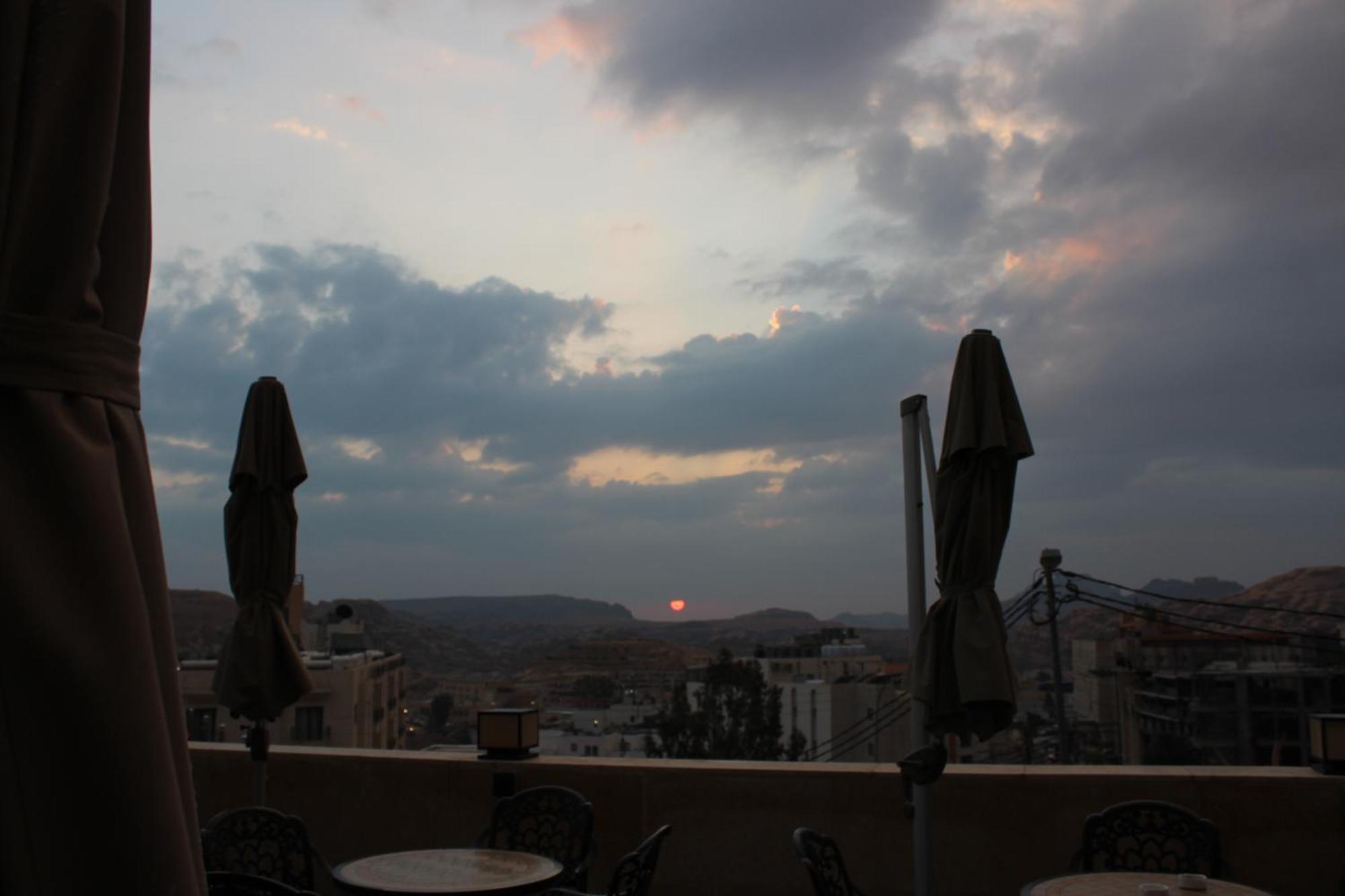 H Luxury Hotel Wadi Musa Luaran gambar